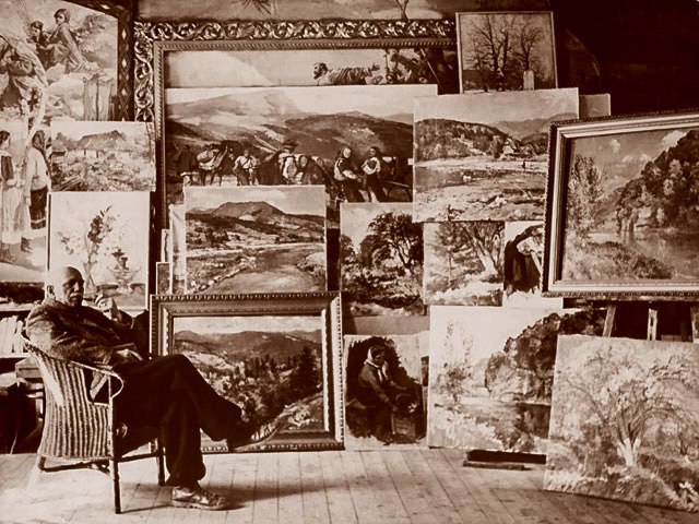 Yosyp Bokshai in his studio, the beginning of the 1960s