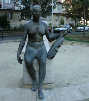 Sculptural Group Fountain Of Peace. Woman With The Violin (fragment), 1962 (Budapest)