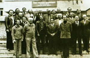 Учасники міжнародного пленеру «Карпатам вічно зеленіти», турбаза «Форель», 1979, четвертий ліворуч у верхньому ряду Герц Ю. 